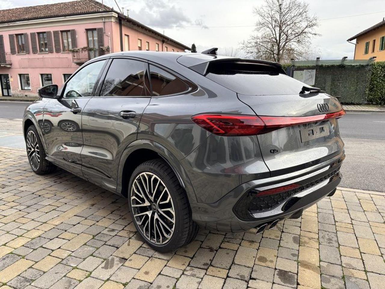 Audi Q5 SPB 40 TDI 204 CV quattro S tronic Identity Black