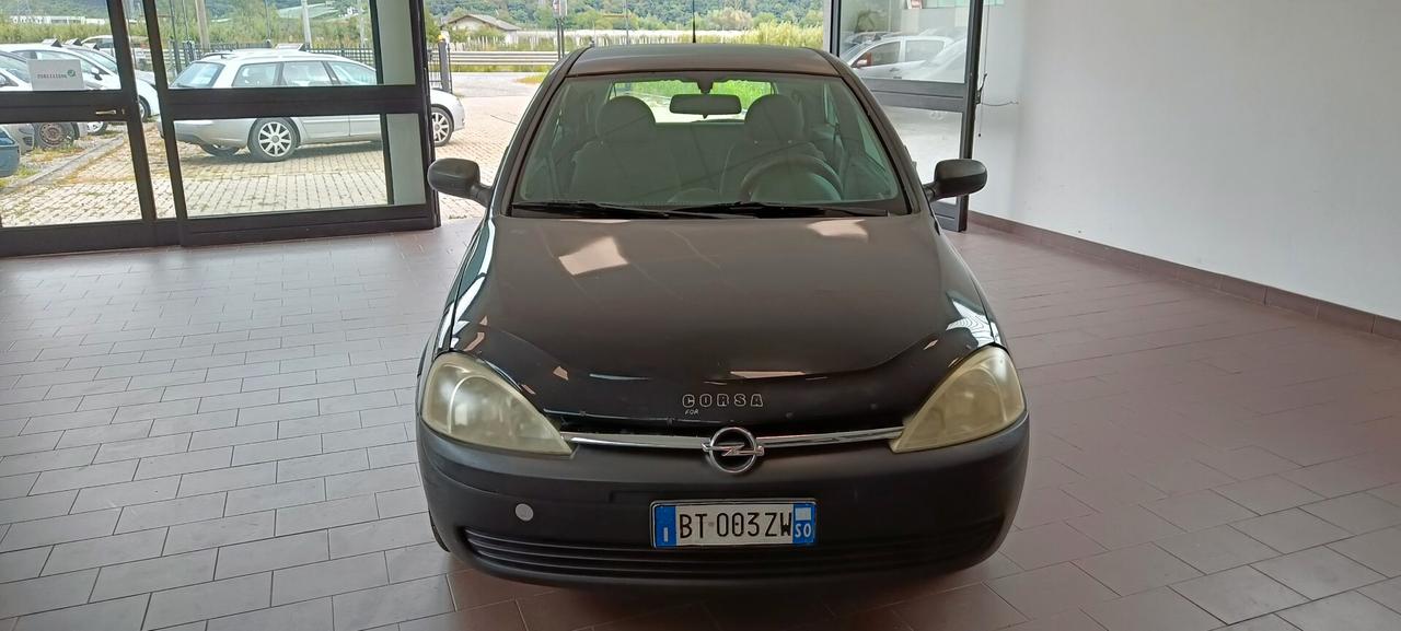 Opel Corsa 1.0i 12V NEOPATENTATI