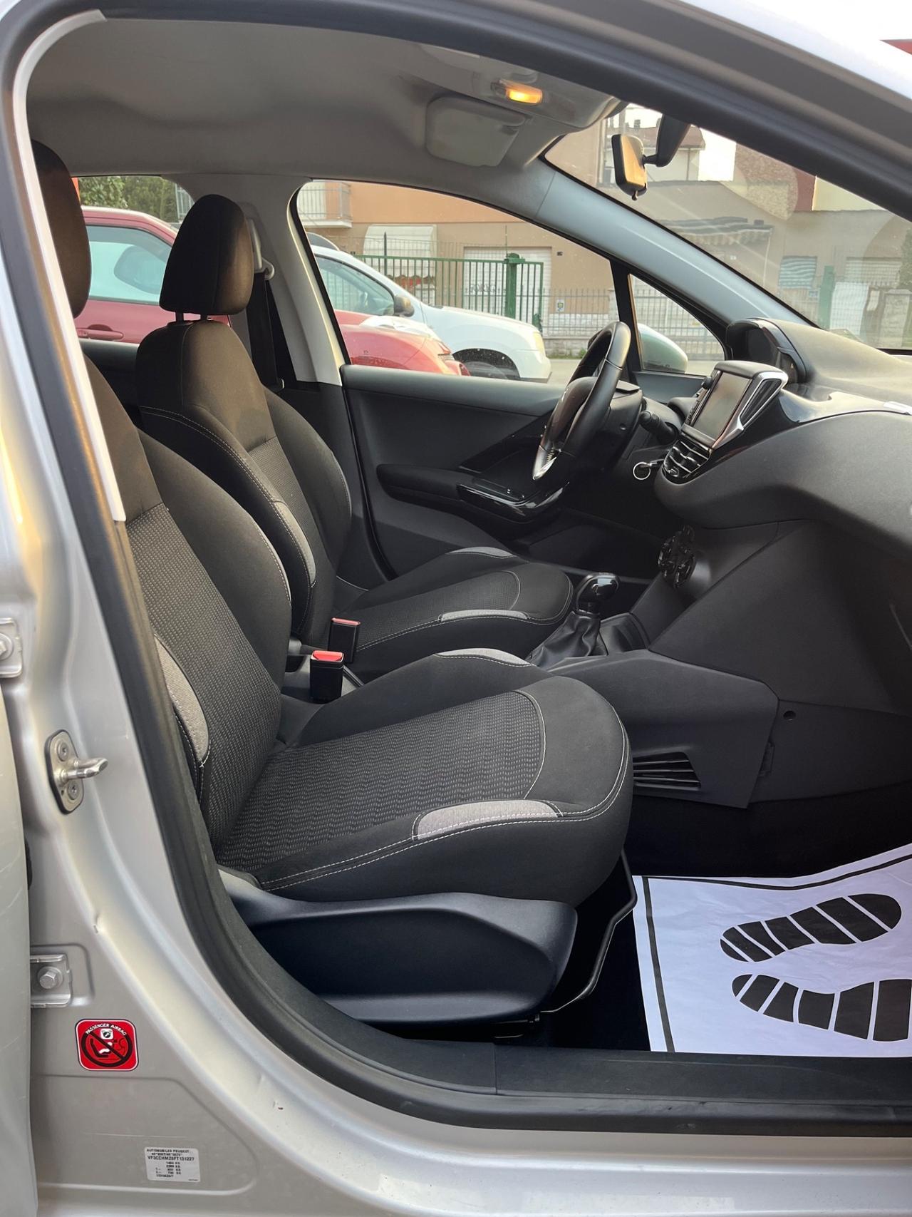 Peugeot 208 1.2 benzina 5 porte Allure