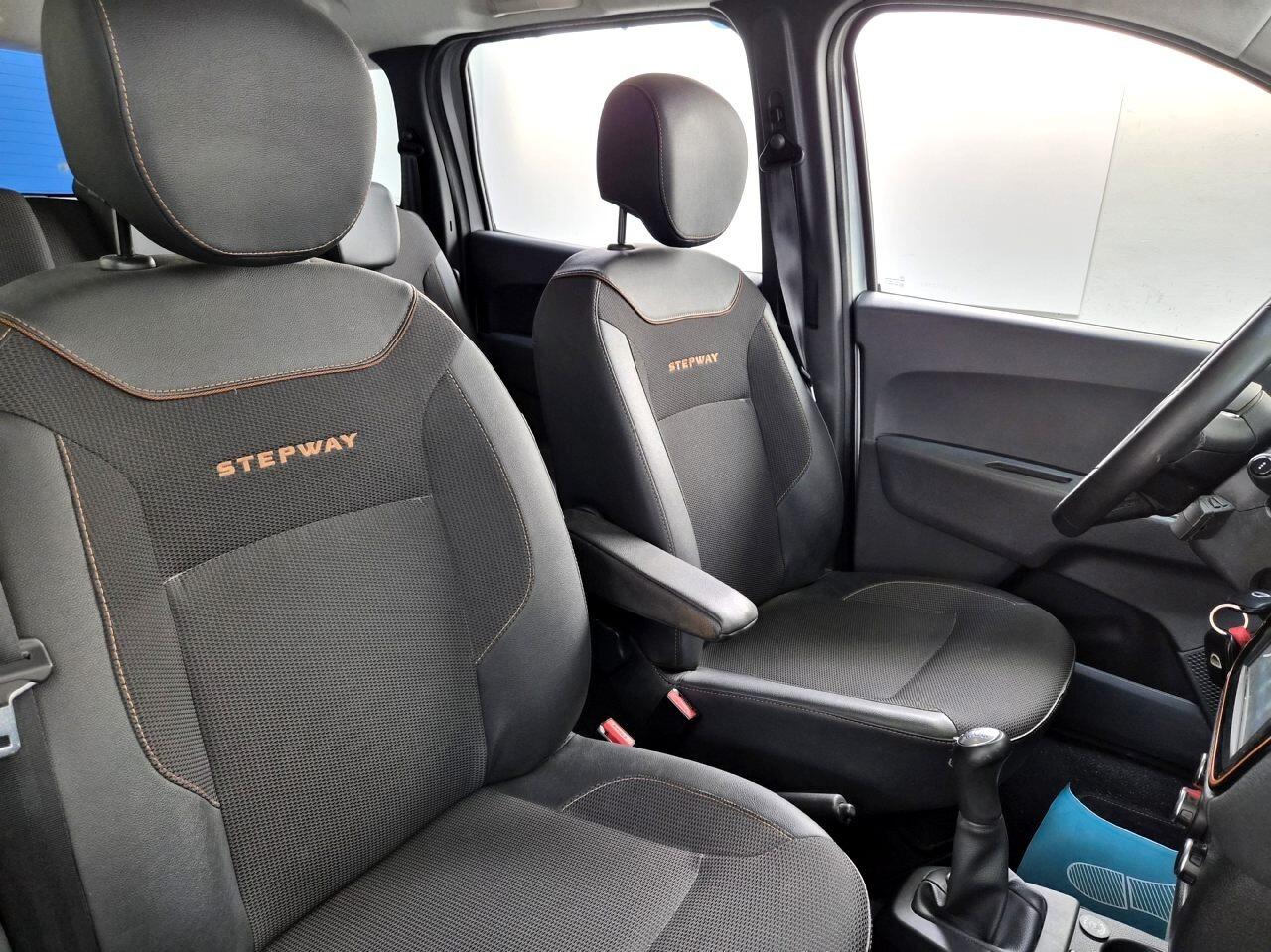 Dacia Lodgy 1.6 GPL Stepway Brave
