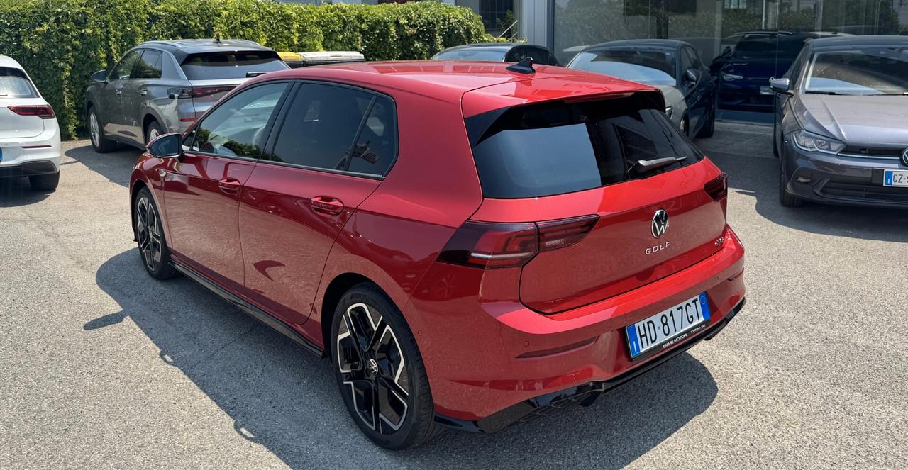 Volkswagen Golf 1.5 etsi R-Line Plus DSG/PRONTA/NO VINCOLI
