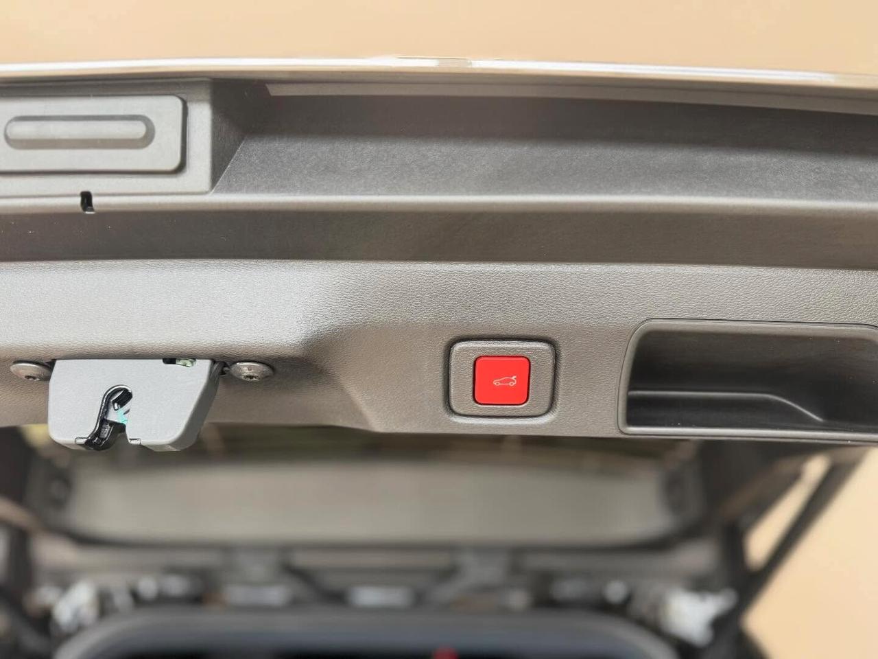 Jeep Compass 1.2 Turbo 48V Hybrid First Edition