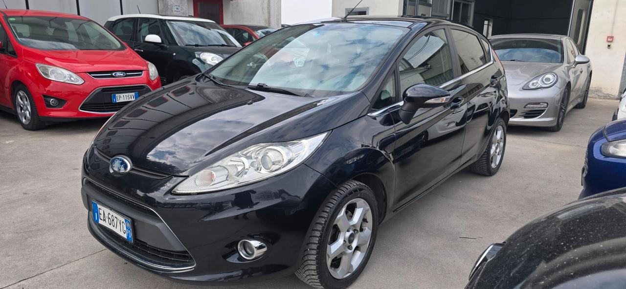 Ford Fiesta Fiesta+ 1.4 5 porte Bz.- GPL