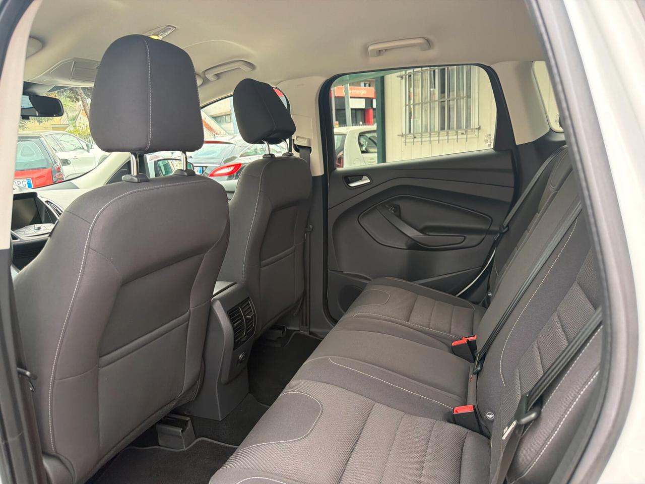 Ford Kuga 2.0 TDCI 120 CV S&S 2WD Titanium