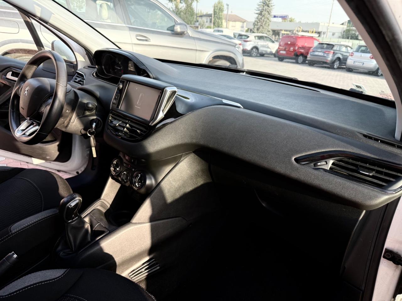 Peugeot 208 PureTech 82 5 porte Active