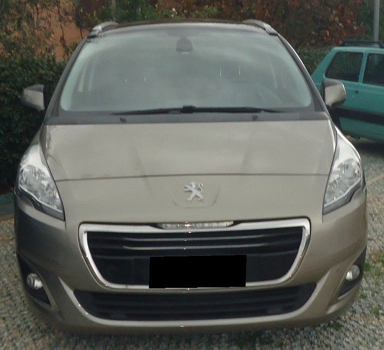 Peugeot 5008 2.0 HDi 150CV Business