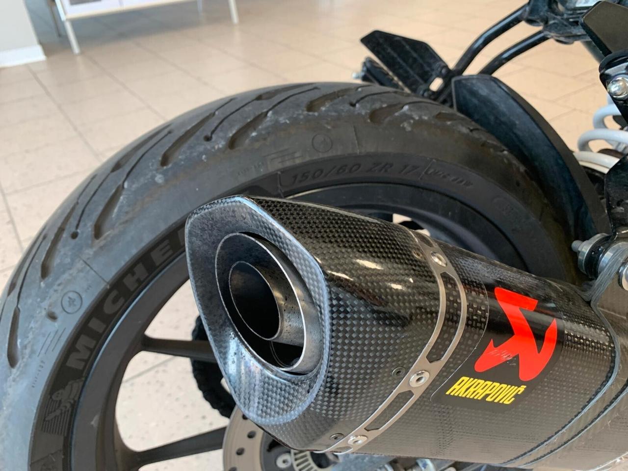 Ktm Duke 125 Akrapovic Pat.B Unicoprop.
