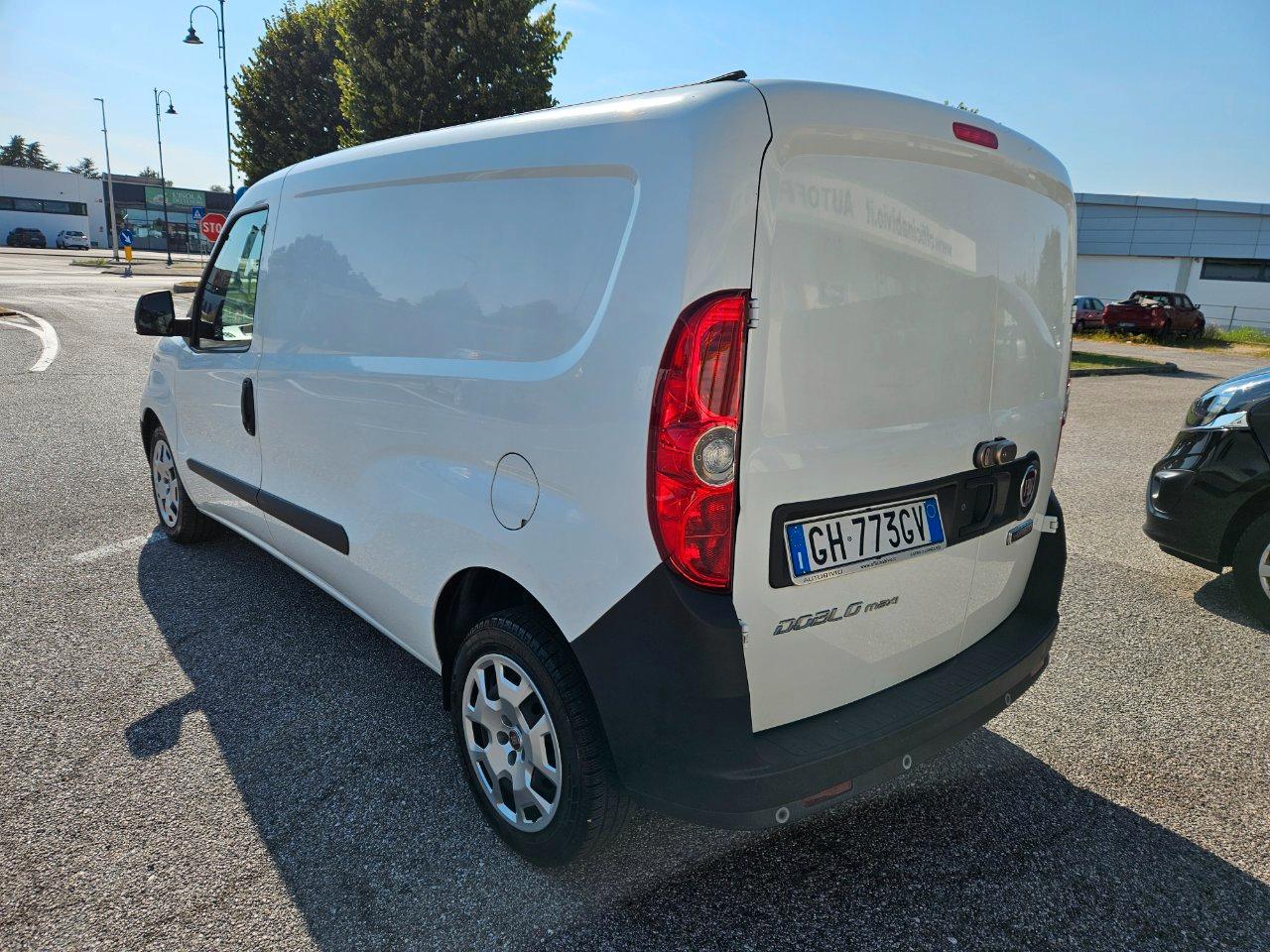 FIAT Doblo maxi XL 1.6 mjt 105cv LH2 Business S&S 3 POSTI