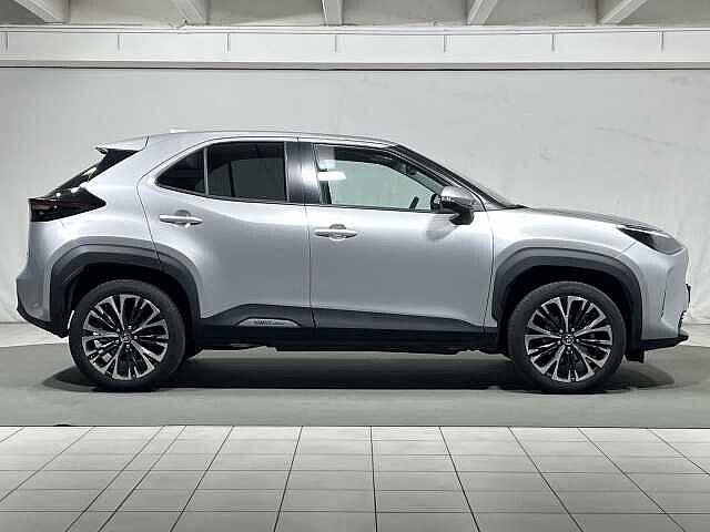 Toyota Yaris Cross 1.5 Hybrid 5p. E-CVT AWD-i Premiere