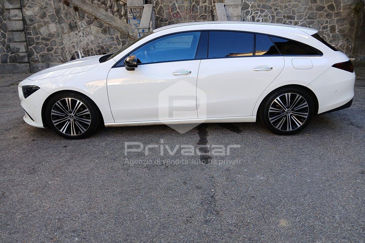 MERCEDES CLA 200 Automatic Shooting Brake Business