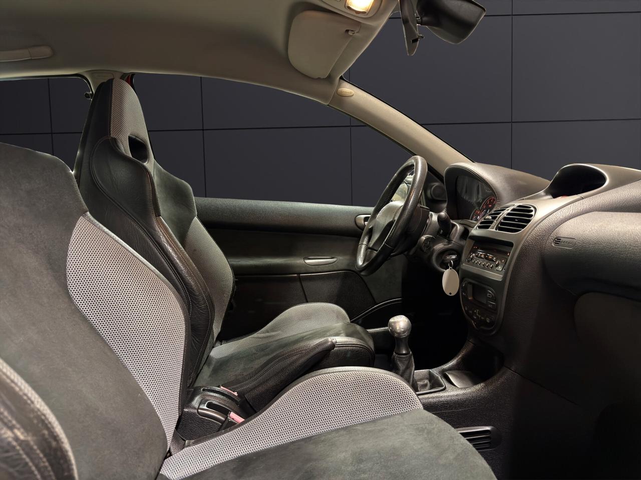 Peugeot 206 2.0 16V 3p. RC UNICOPROPRIETARIO