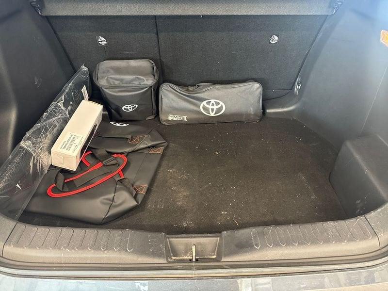Toyota C-HR 2.0 HV Trend FWD E-CVT