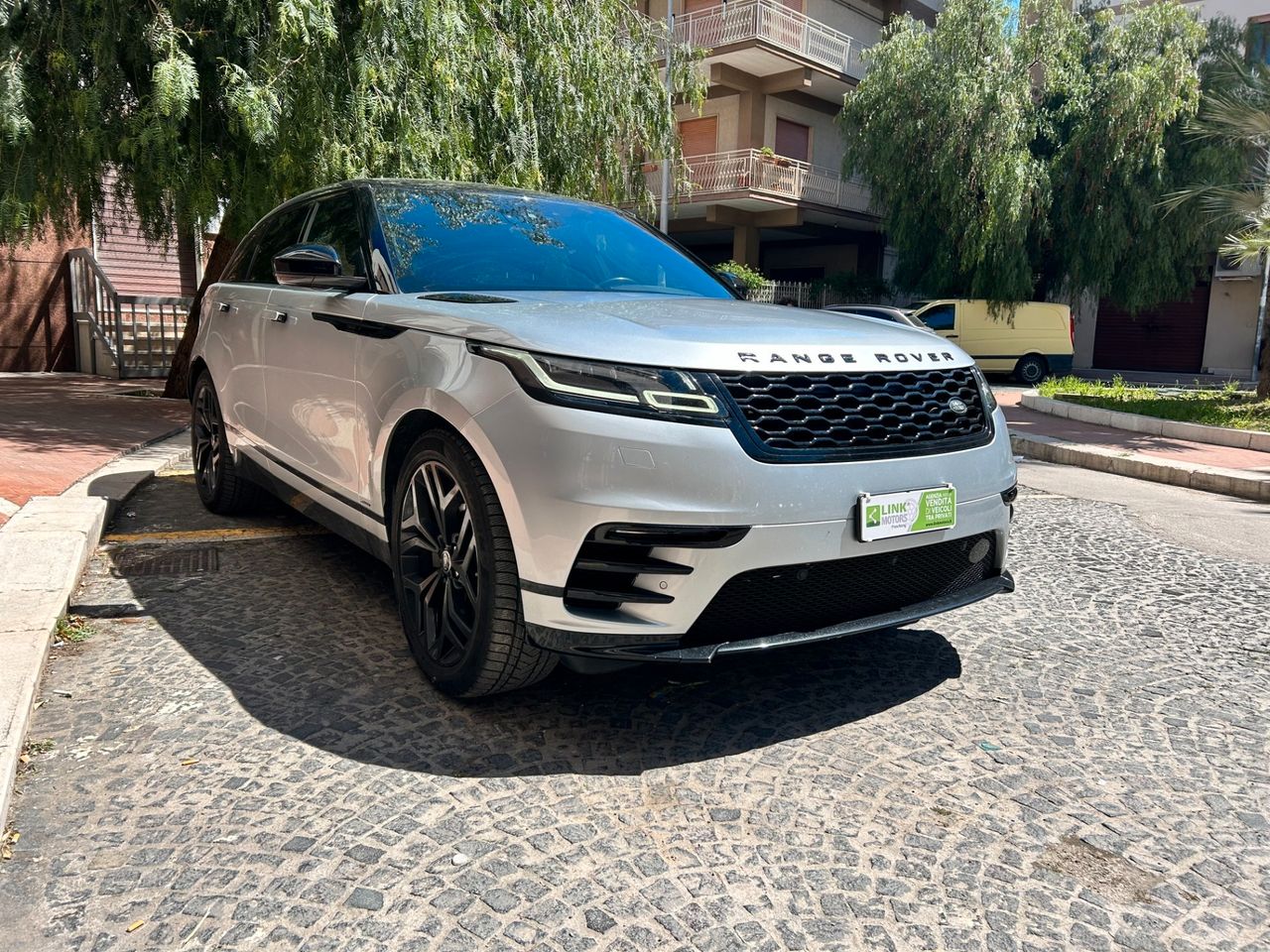 Land Rover Range Rover Velar Range Rover Velar 2.0D I4 240 CV R-Dynamic HSE