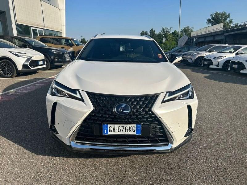 Lexus UX Hybrid Premium 4WD
