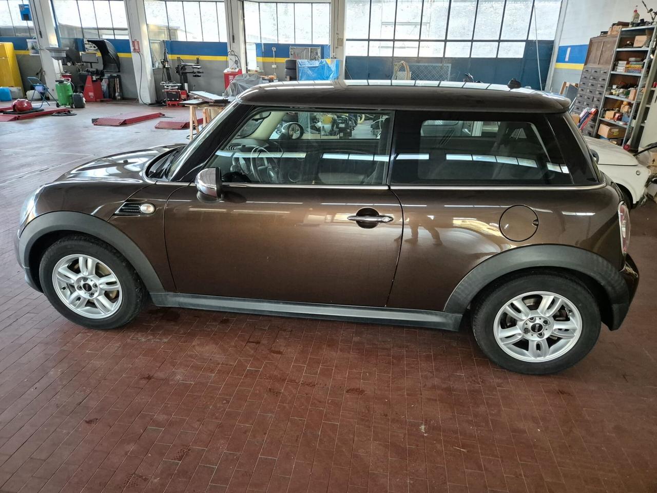 Mini One (55kW) OK NEOPATENTATO MY 2012