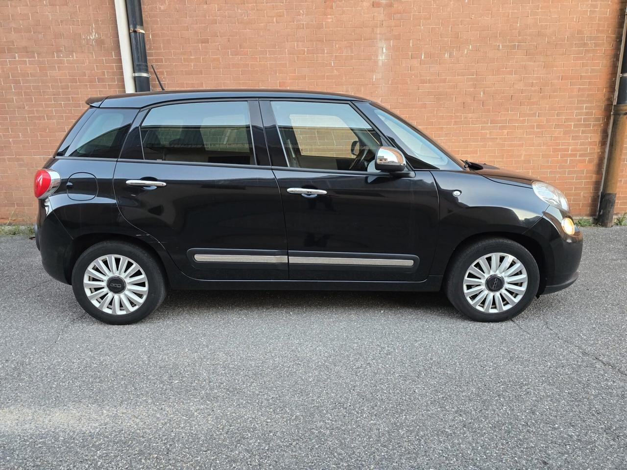 Fiat 500L 1.3 Multijet 95 CV Dualogic Lounge