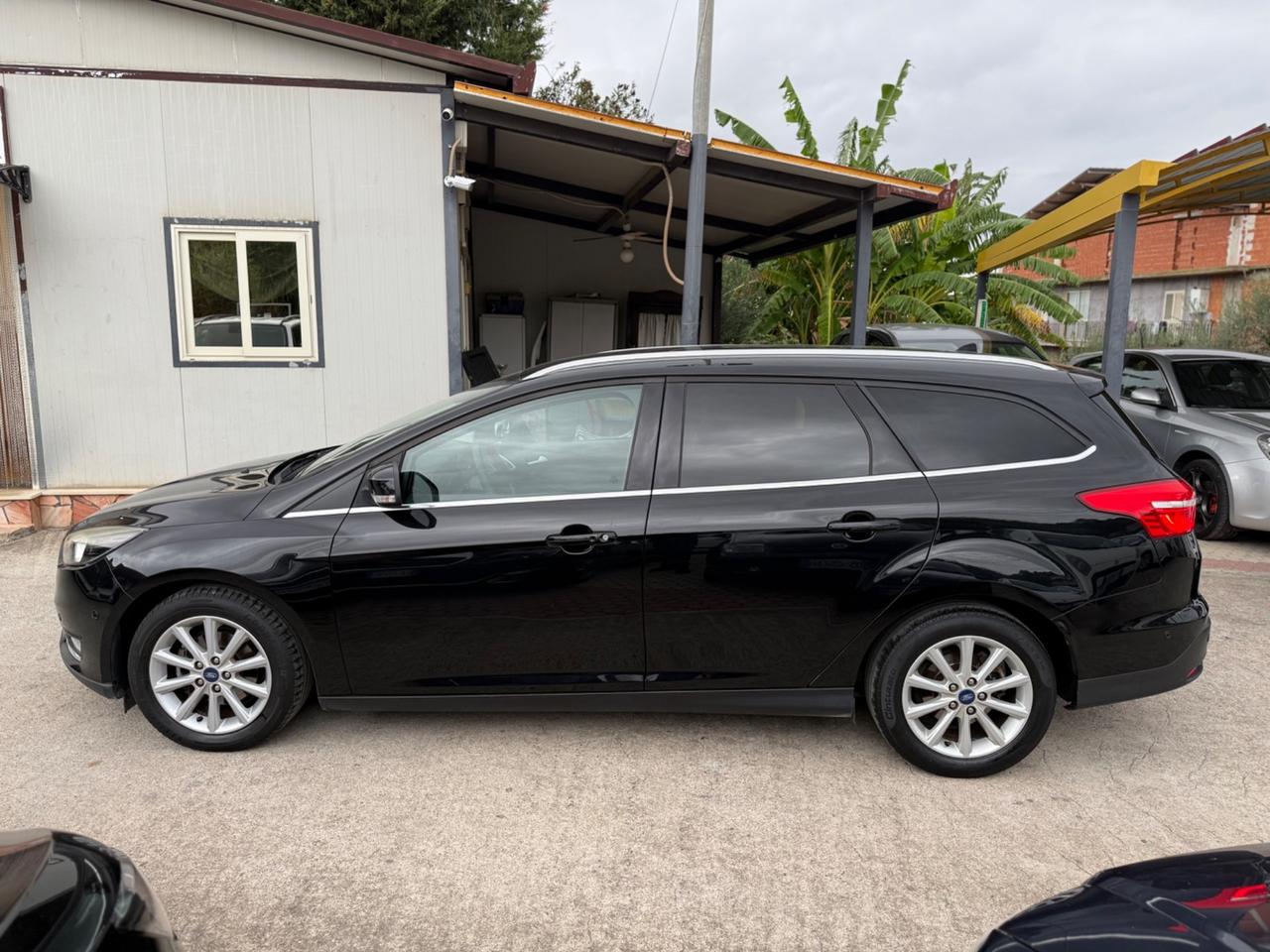 Ford Focus 1.5 TDCi 120 CV Titanium KM CERTIF
