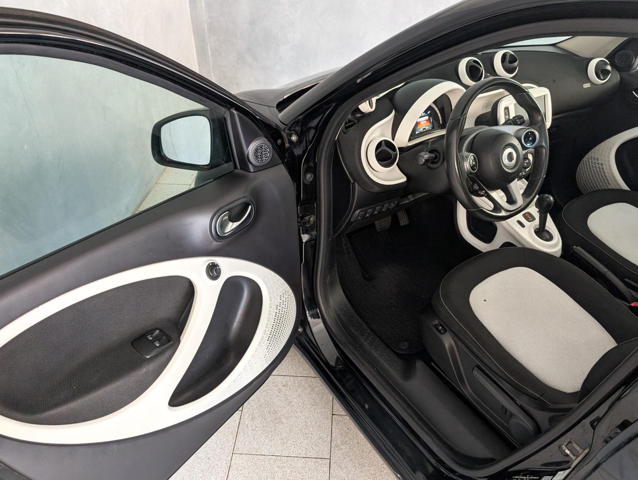 Smart ForFour 1.0 Twinamic 71cv Passion