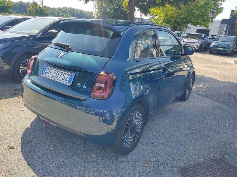 FIAT 500 IV 2020 500e 42 kWh Icon