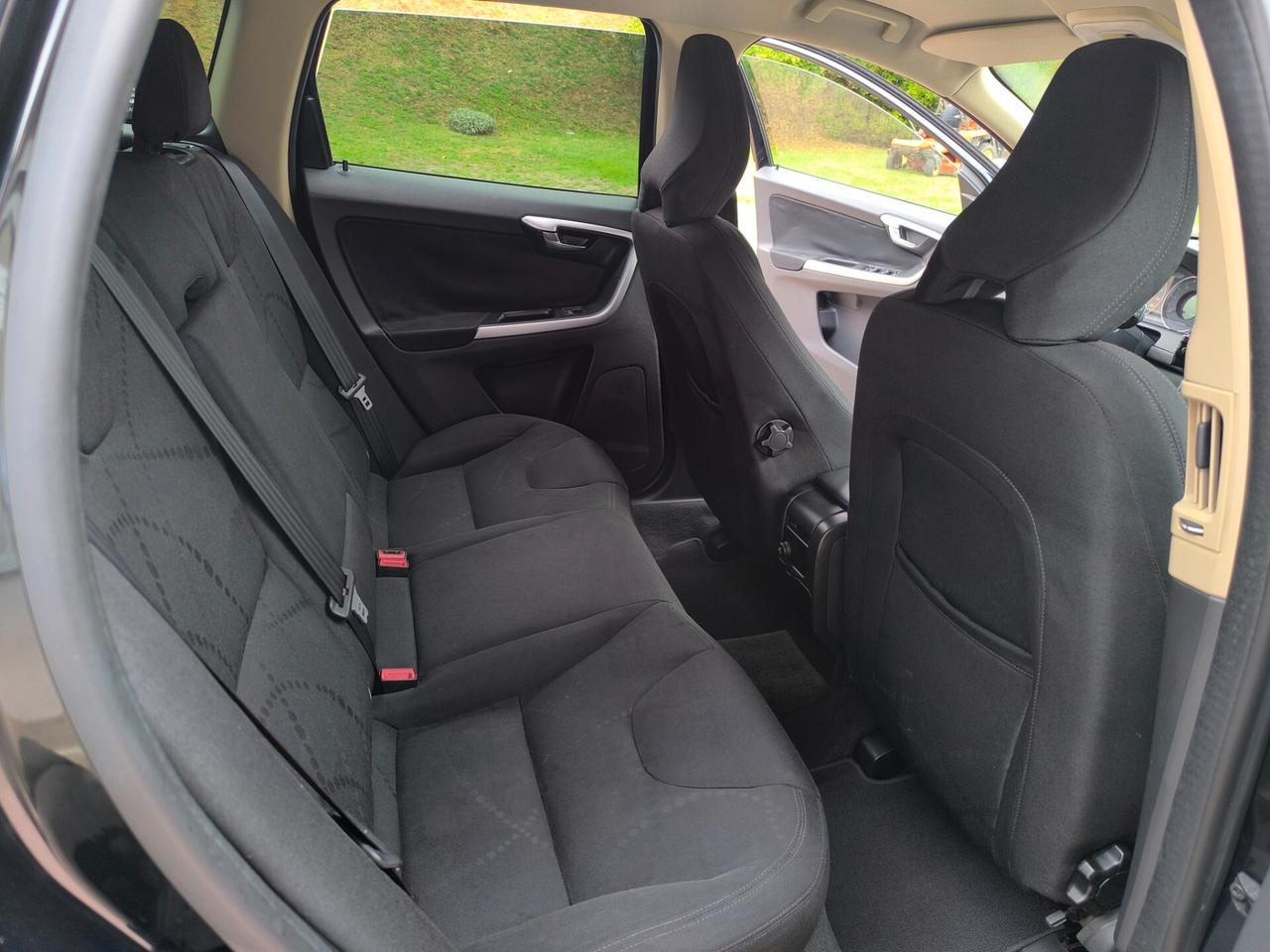 Volvo XC 60 XC60 D5 AWD Summum