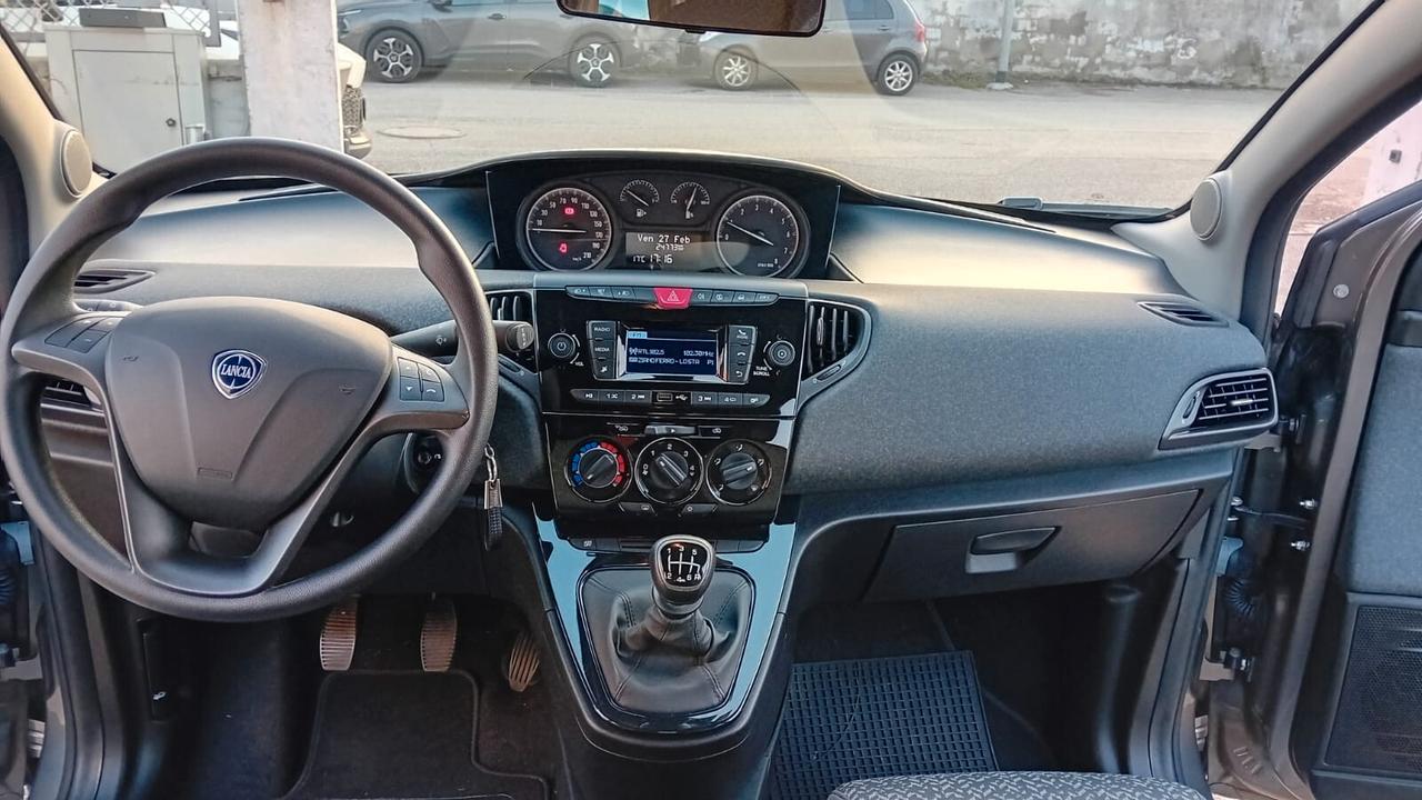 Lancia Ypsilon 1.0 FireFly 5 porte S&S Hybrid UnYca