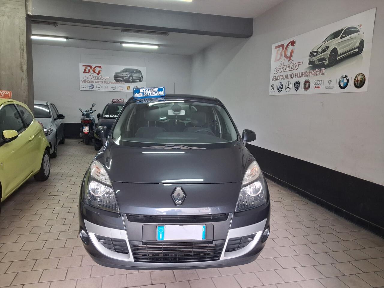 Renault Scenic X-Mod 1.5 dCi unico prop 2011