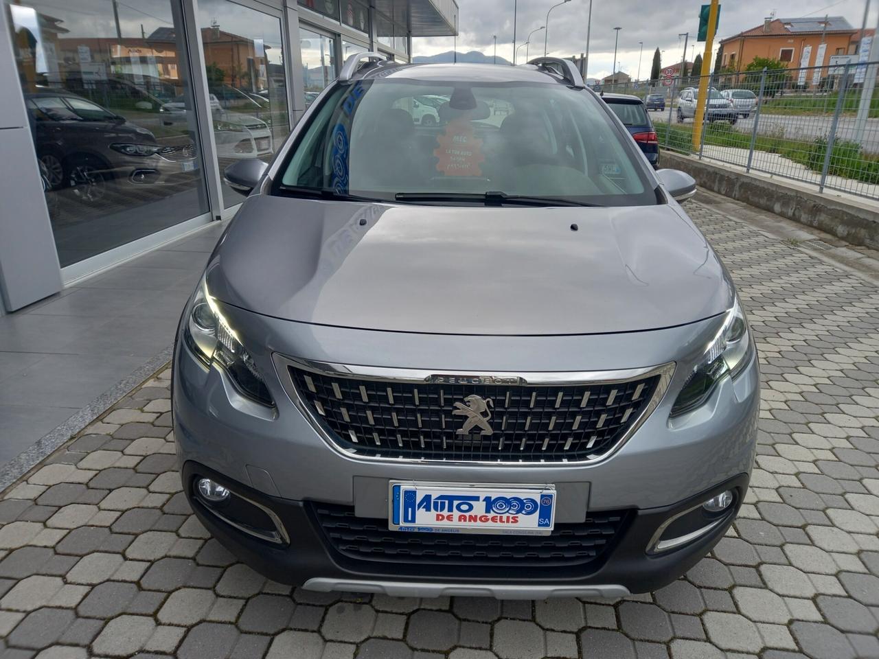 Peugeot 2008 1.6 BLUEHDI 100 cv *** ALLURE - FULL OPTIONALS *** EURO 6