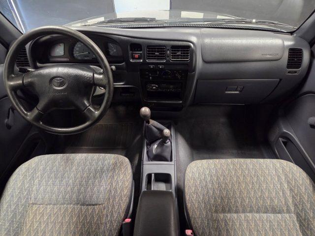 TOYOTA Hilux EXTRA-CAB D-4D ARIA CONDIZIONATA