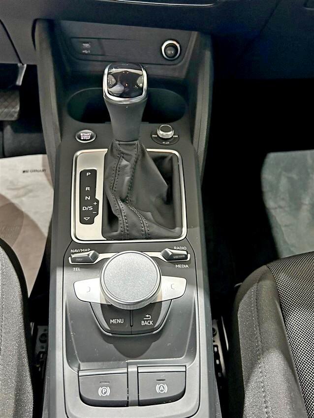Audi Q2 35 TDI S tronic line Edition