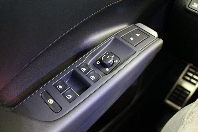 Volkswagen T-Roc T-Roc 1.5 eTSI ACT 150 CV DSG R-Line