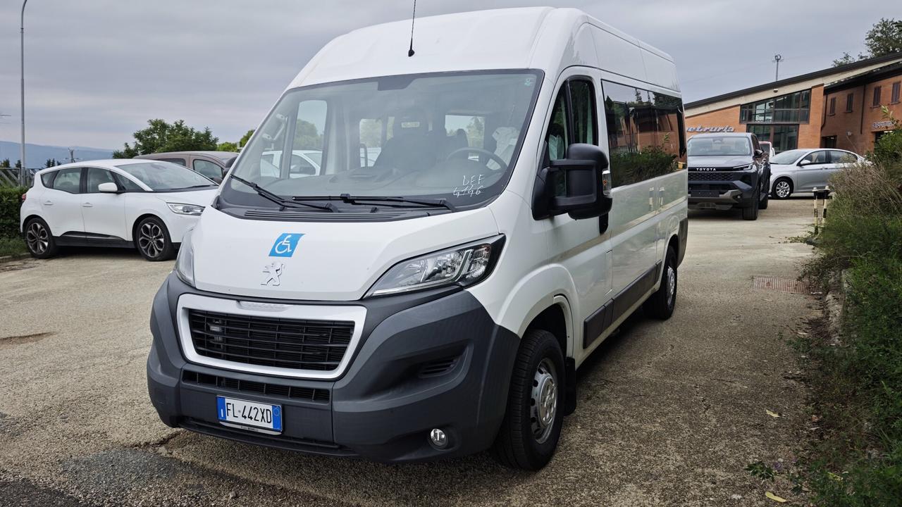 Peugeot Boxer 330 2.0 BlueHDi/130CV trasporto disabili