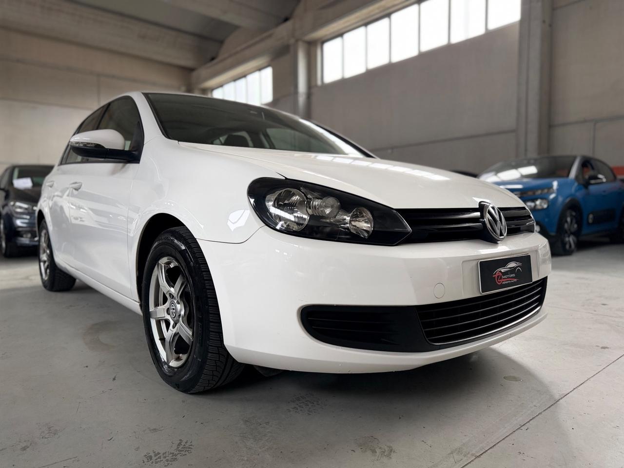 Volkswagen Golf 1.6 TDI DPF 5p. Comfortline Neopatentati