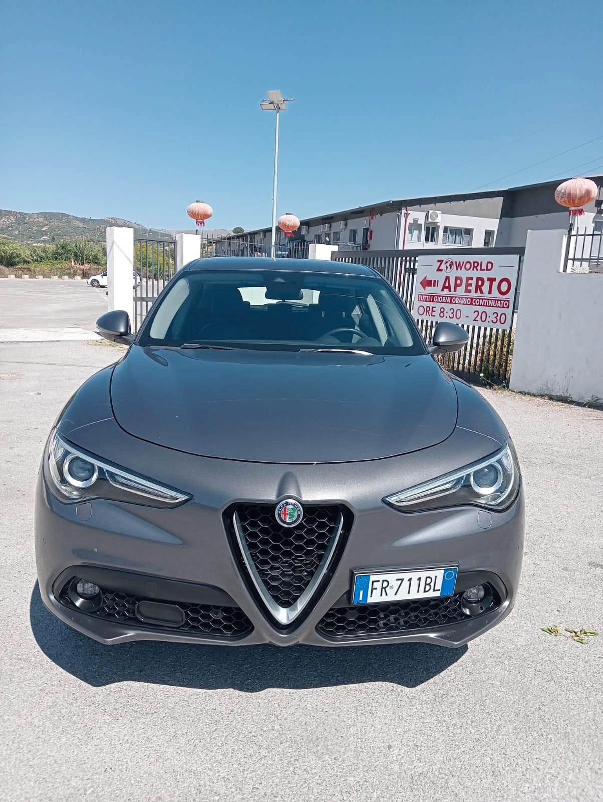 Alfa Romeo Stelvio 2.2 Turbodiesel 210 CV AT8 Q4 Super