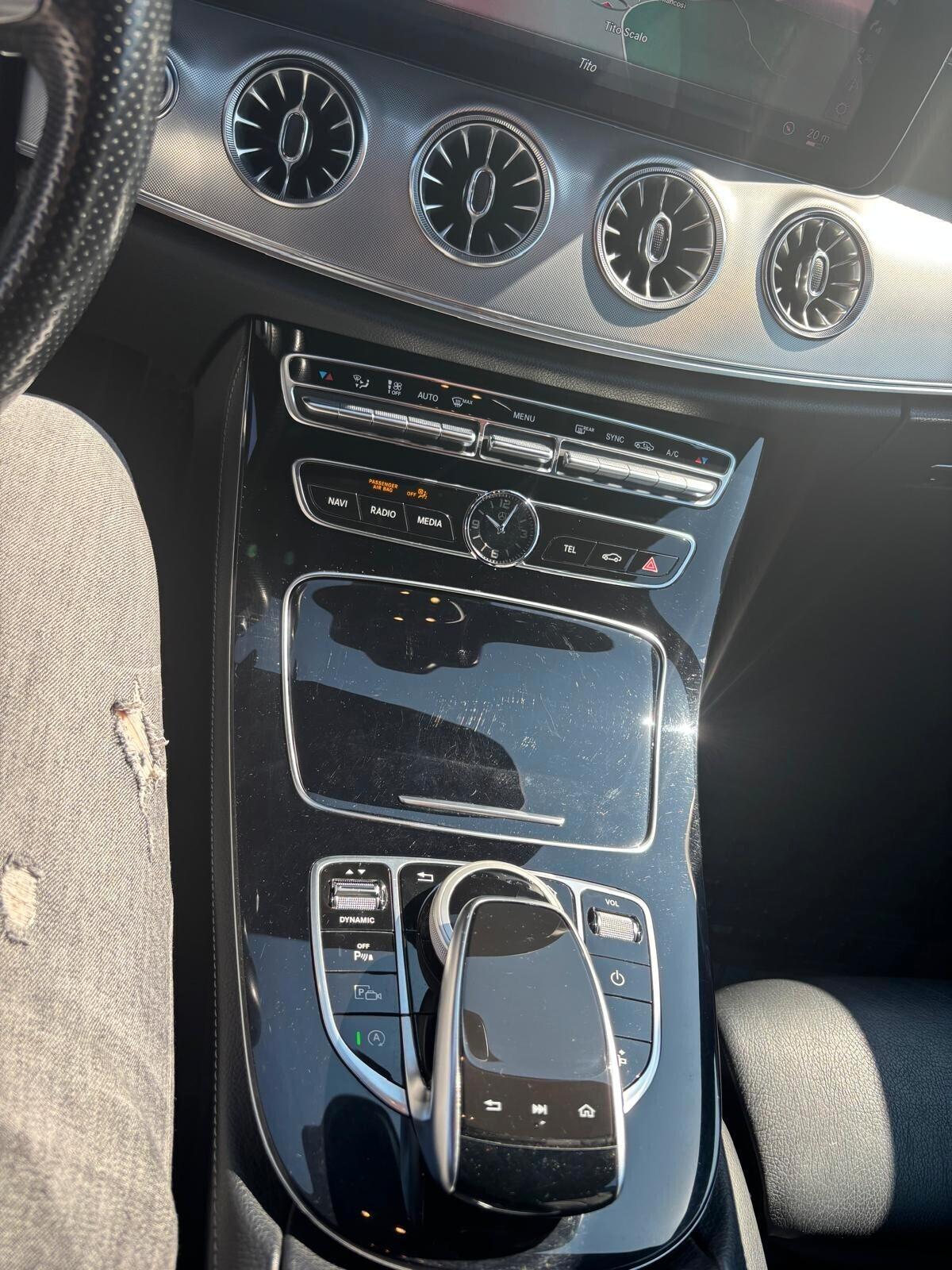Mercedes-benz E 220 d 4Matic AMG Premium Plus