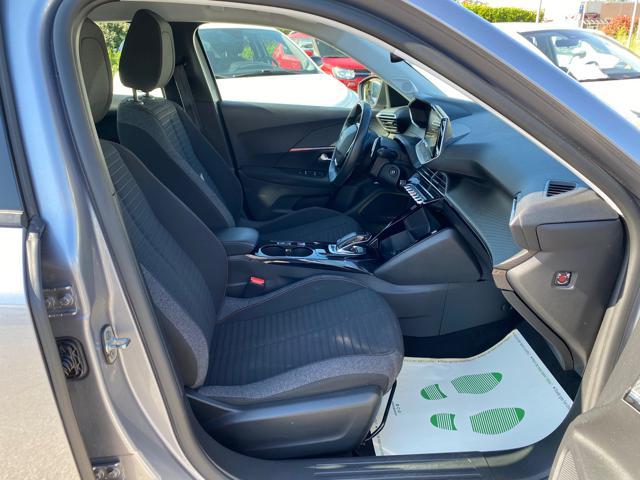 PEUGEOT 2008 PureTech 130 S&S EAT8 Allure