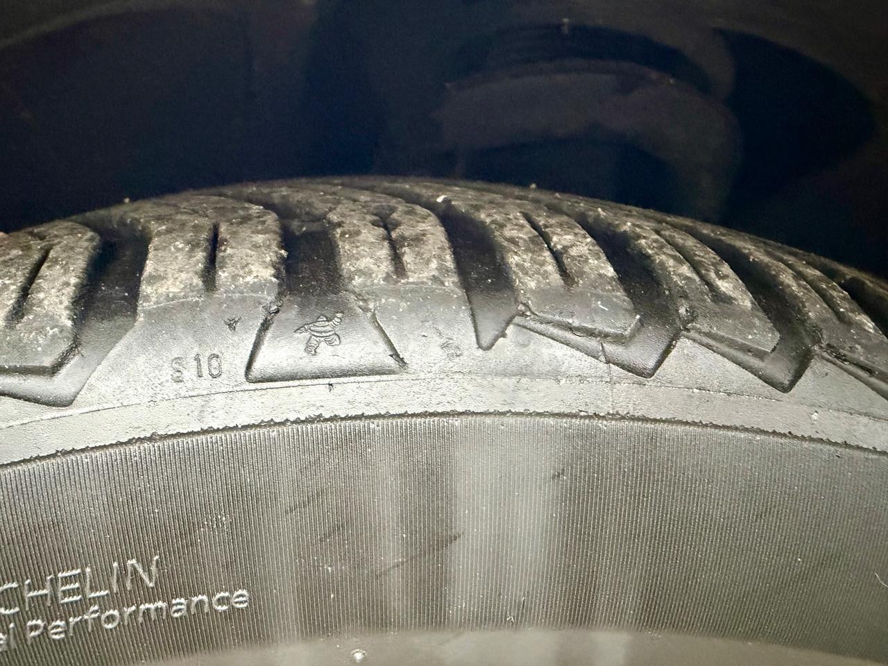 Ford Focus 1.6 105 CV SW Titanium km 142,000 garanzia 12 mesi