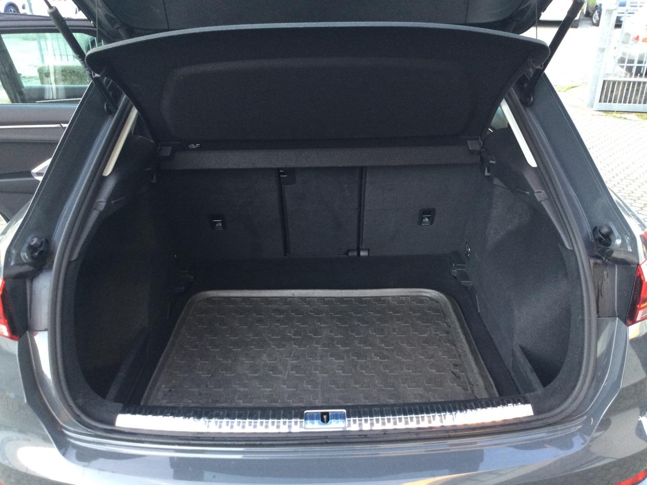 Audi Q3 35 TDI S tronic Business Advanced