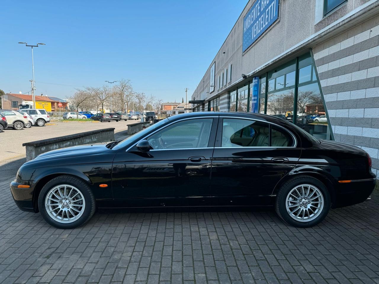 Jaguar S-Type 2.7 diesel V6 Executive