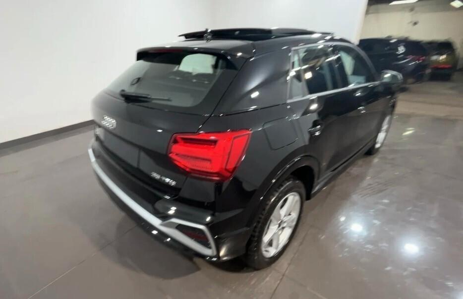 Audi Q2 35 TFSI S tronic line Edition KM 0