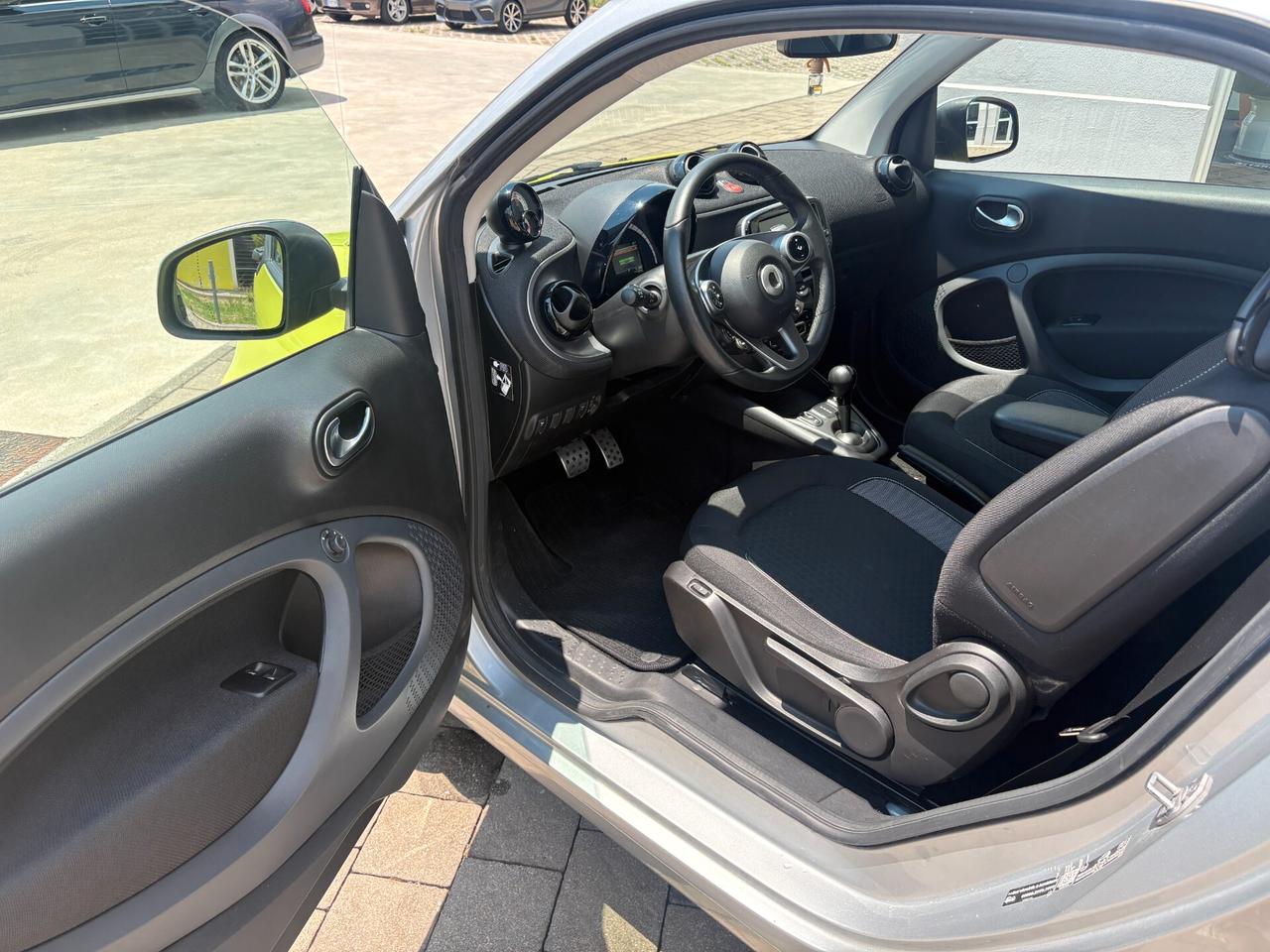 Smart ForTwo EQ Coupè Racingrey (22kW)