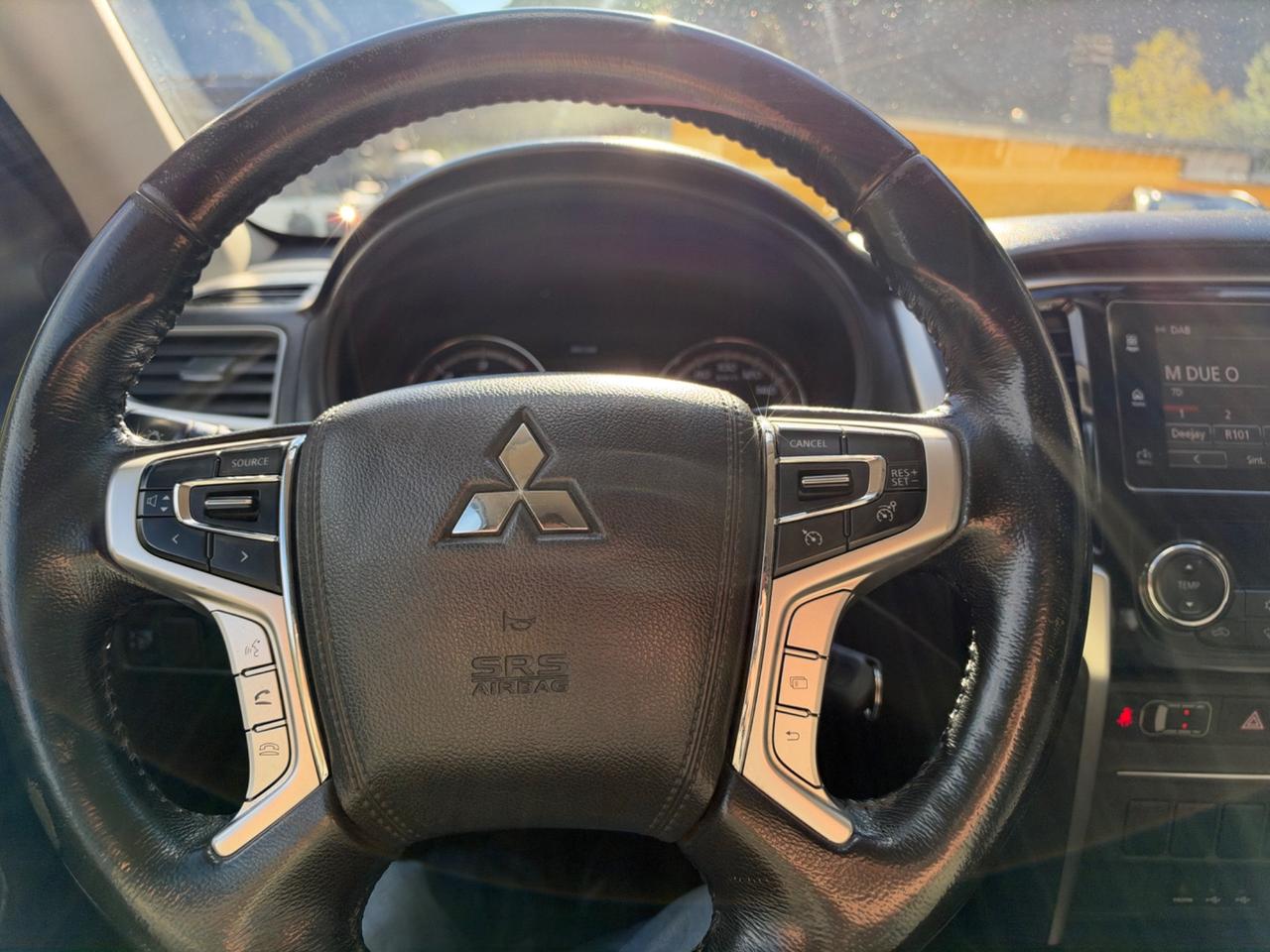 Mitsubishi L200 2.3 D Club Cab 4x4 Super Select Intense
