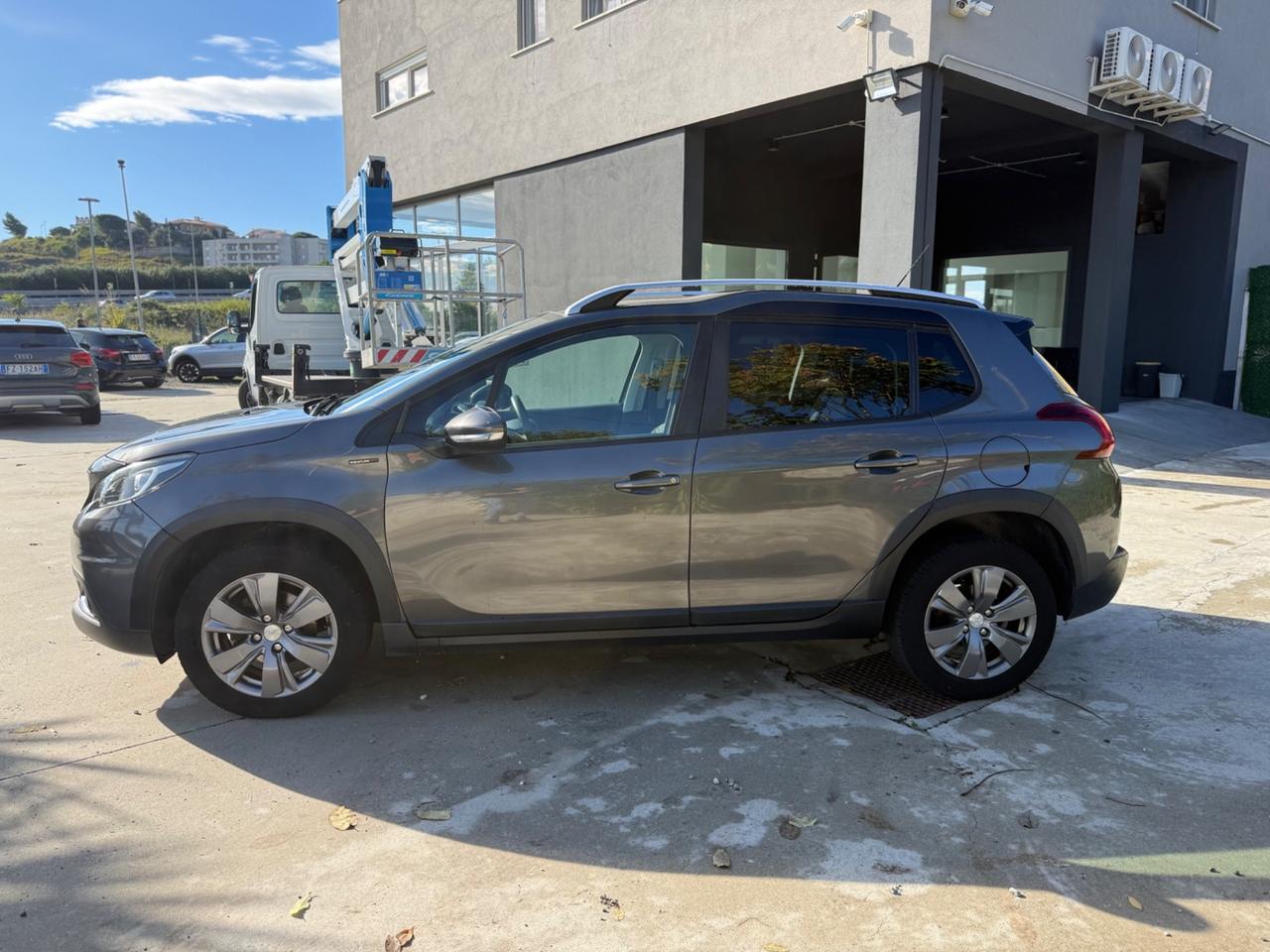 Peugeot 2008 82cv S&S Signature