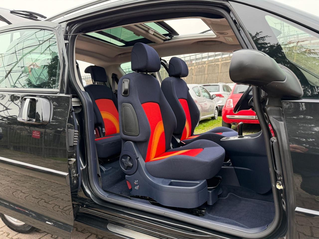 Peugeot 1007 1.6 Sporty AUTOMATICA PORTE SCORREVOLI TETTO PANORAMICO NAVIGA