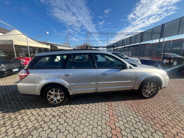 SUBARU OUTBACK Outback III 2.5 auto 4x4 tetto gpl