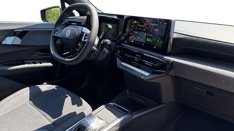 Renault Clio Nuova evolution full hybrid E-Tech 160