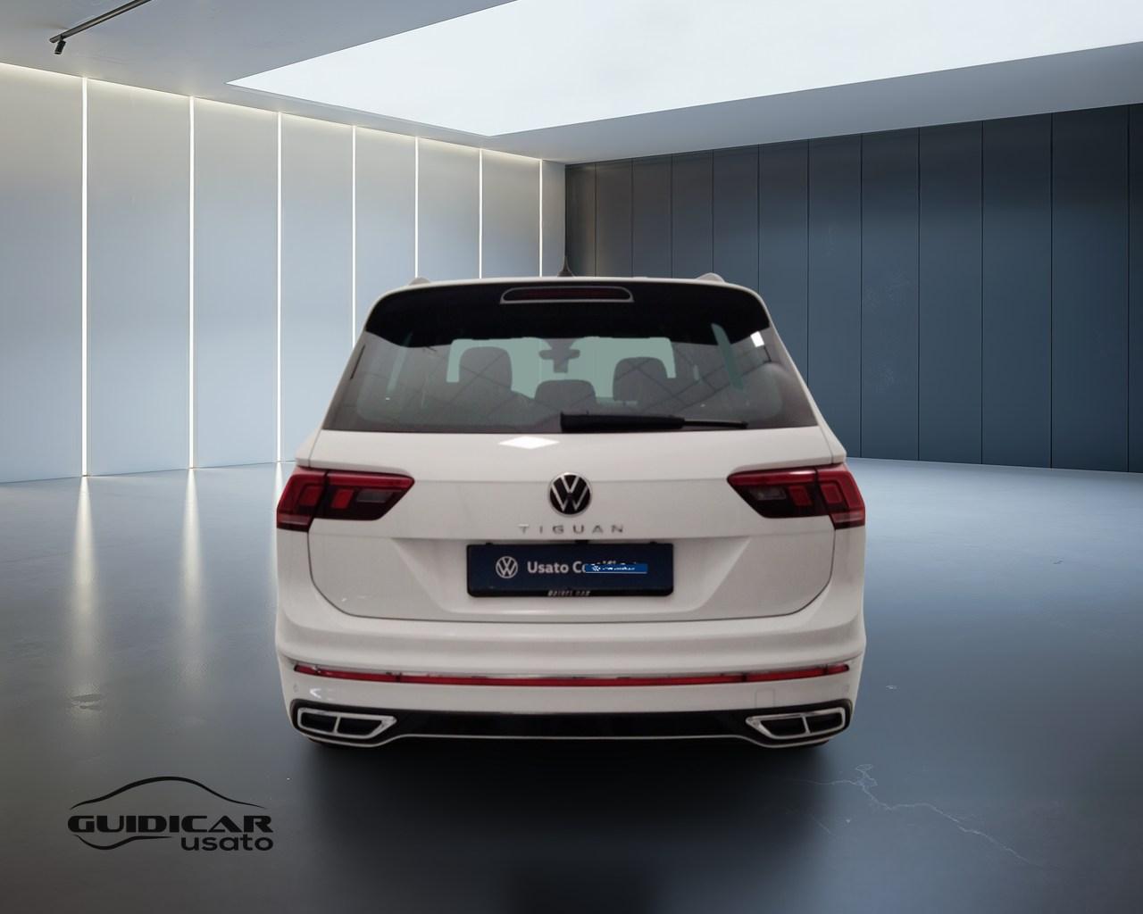 VOLKSWAGEN Tiguan II 2021 - Tiguan 1.5 tsi R-Line 150cv dsg