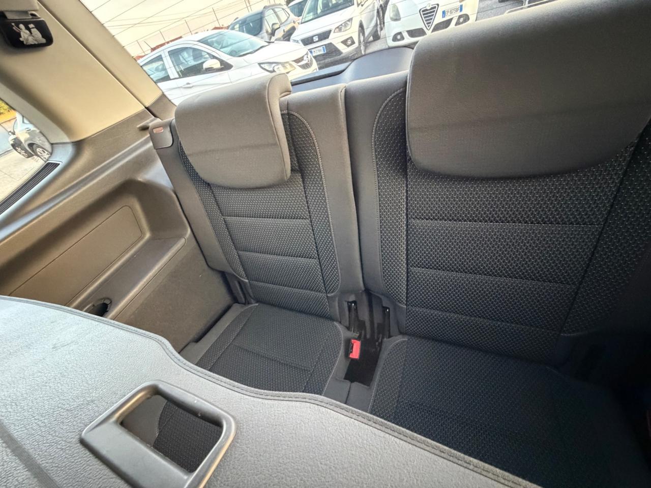 Volkswagen Touran 1.6 TDI Comfortline