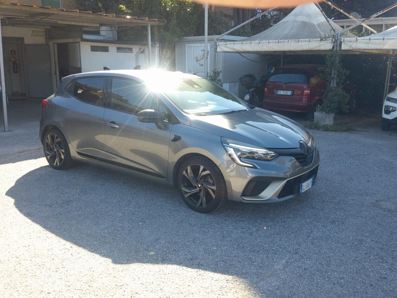 RENAULT CLIO 1.6 Full Hybrid 145cv 5 Porte Engineered