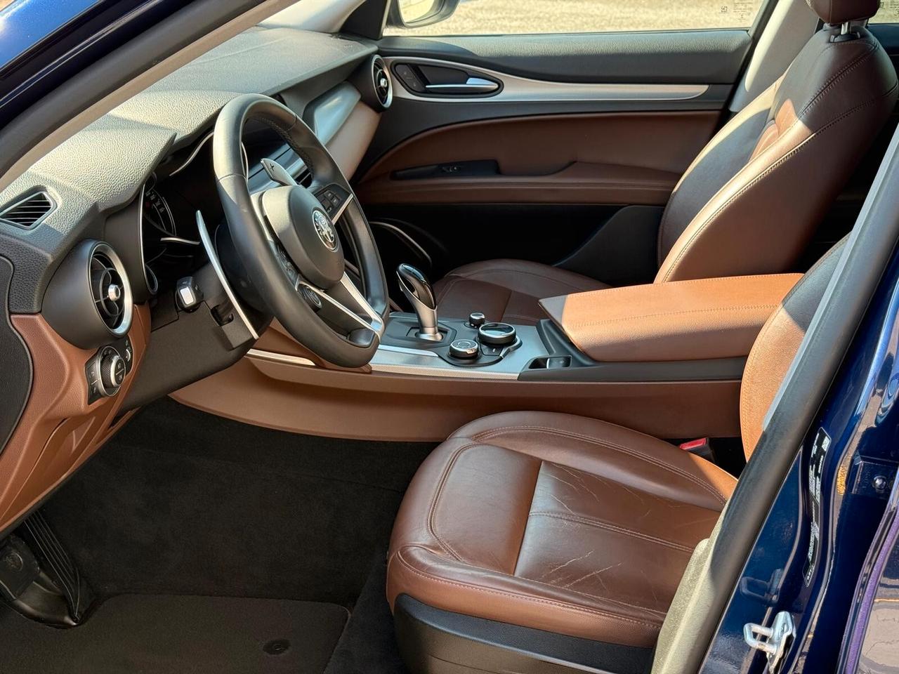 Alfa Romeo Stelvio 2.2 Turbodiesel 210 CV AT8 Q4 Executive