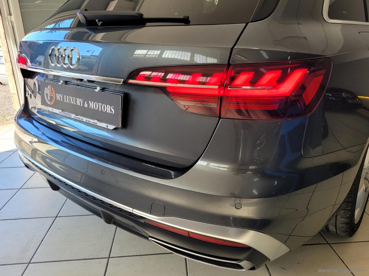 AUDI A4 Avant 35 TDI/163CV S tronic S line